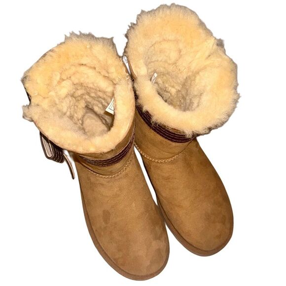 UGG Australia Josette Chestnut Sheepskin Winter Boots Leather Bows Womens Size 9 - Picture 11 of 13